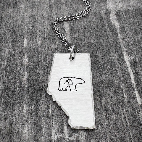 ALBERTA BIG BEAR NECKLACE