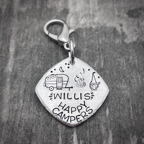 HAPPY CAMPERS KEYCHAIN