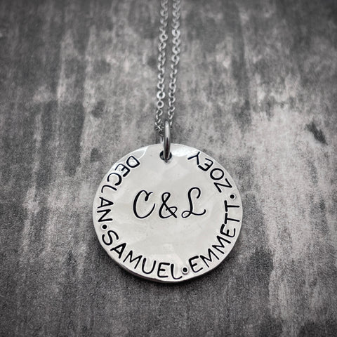 MOM FAMILY NECKLACE