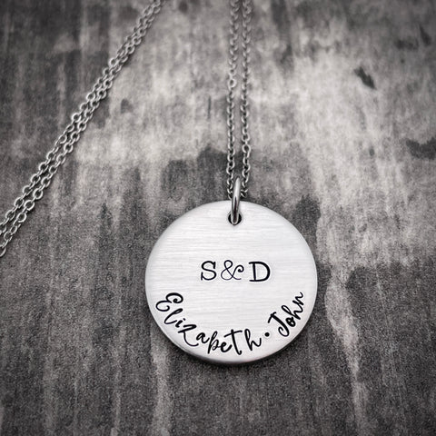 FAMILY NECKLACE FOR MOM